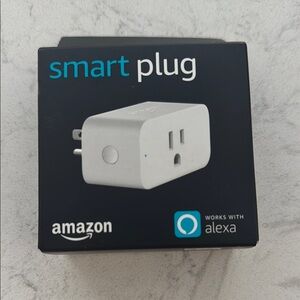 Amazon Smart Plug - White